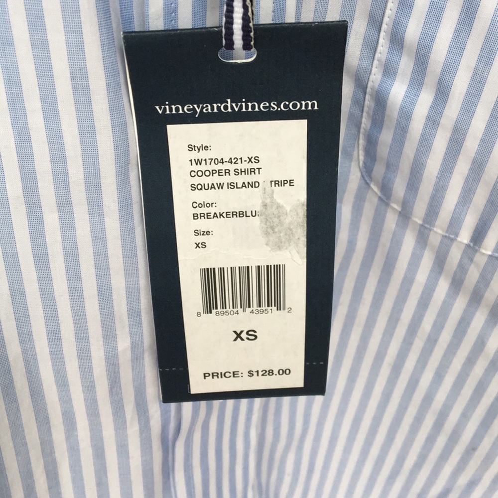 🔴🔴SOLD🔴🔴NWT Vineyard Vines shirt button down - Picture 2 of 4